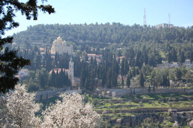 טיולים בשכונת עין כרם בירושלים